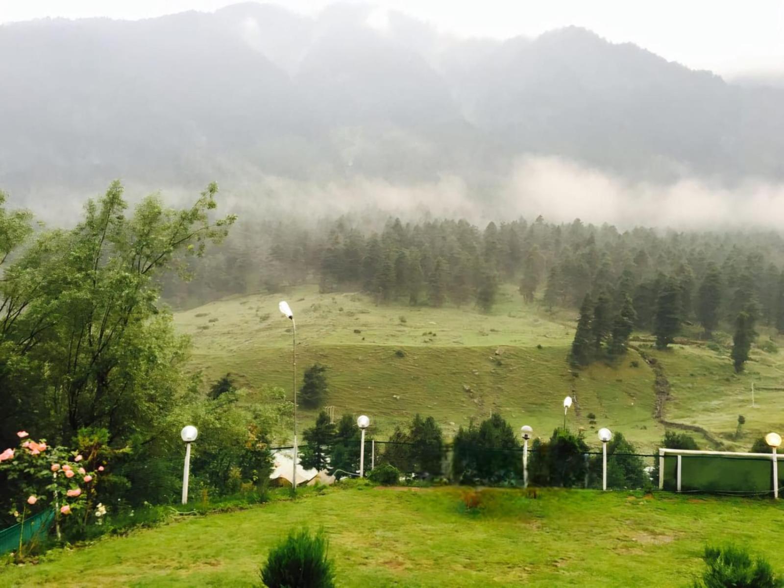 The Pinus Resort Pahalgām Esterno foto